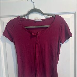 Red Fitted Buttoned Short Sleeve Blouse